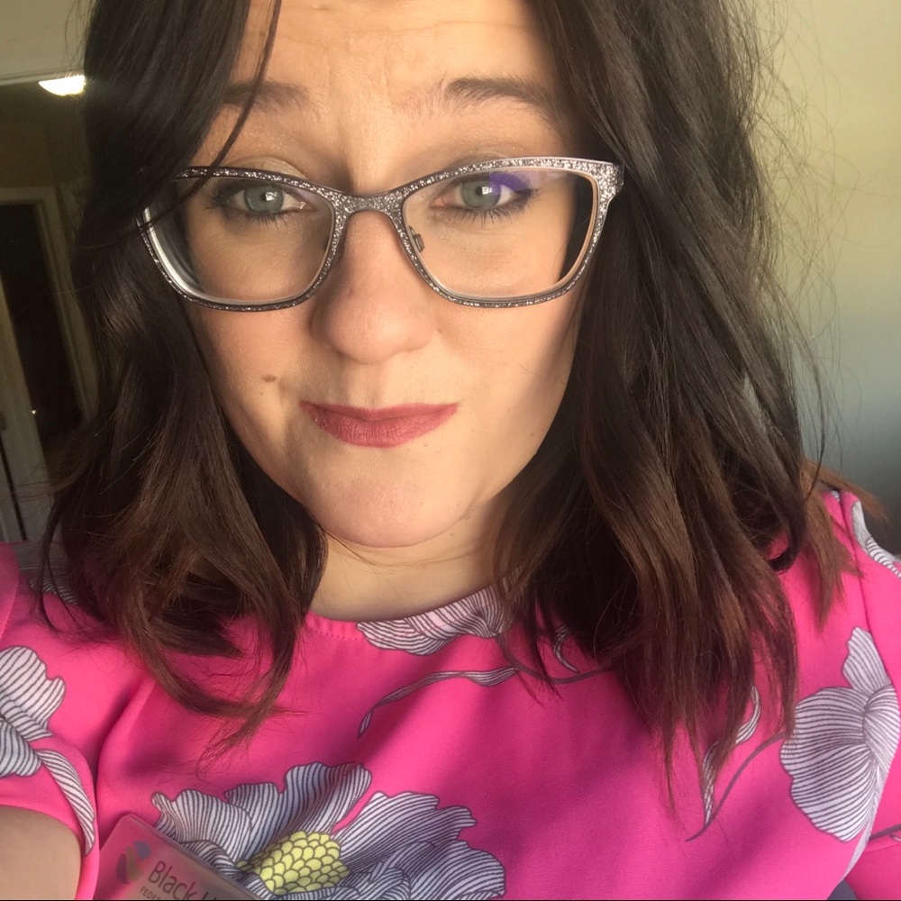 Meet your Posher, Kylee